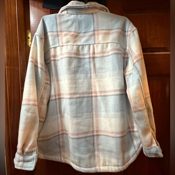 SHACKET - Picture 8 of 9